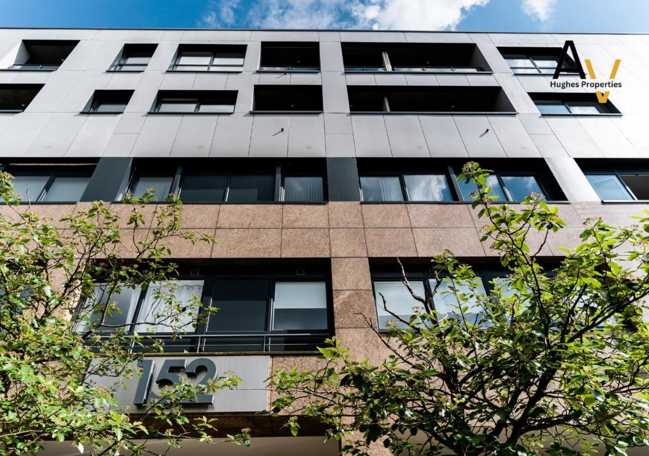 Stylish Two Bedroom Apartment by AV Hughes Properties Milton Keynes Exterior photo
